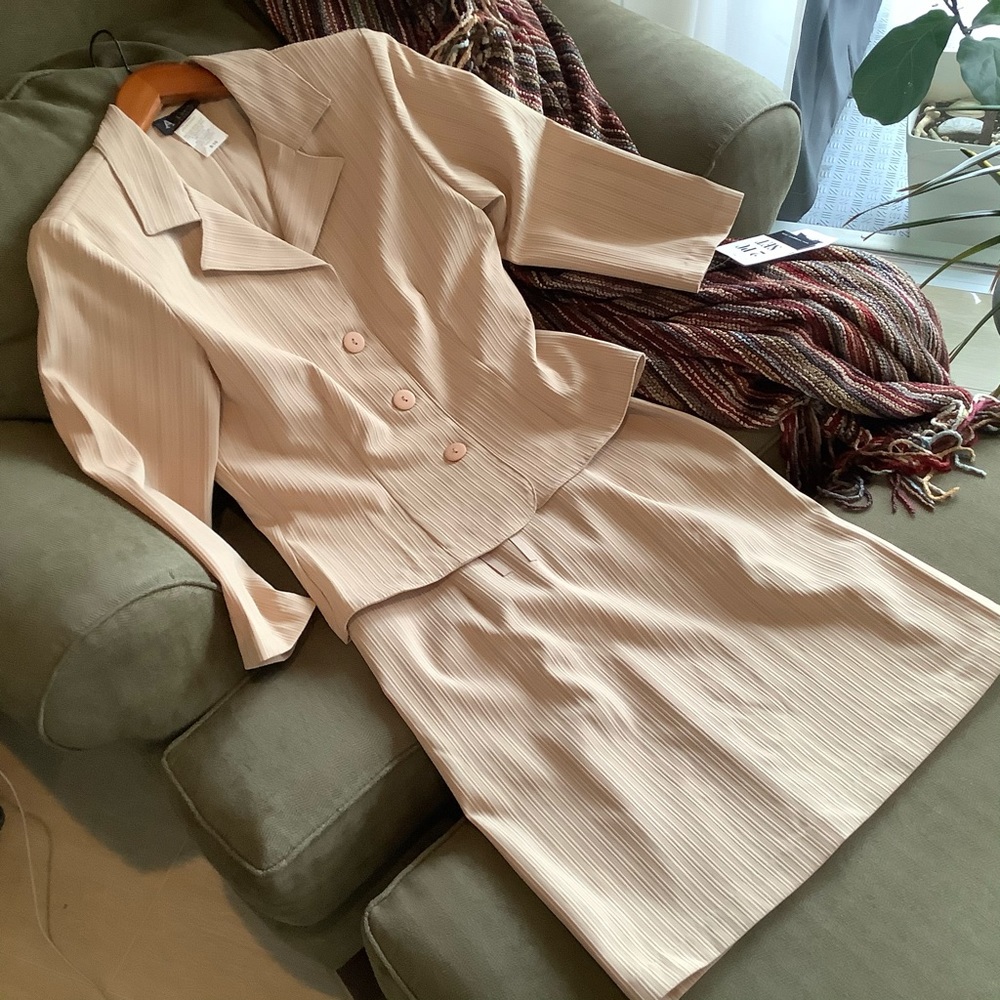Two Piece Dress Set - Picture 4 of 6